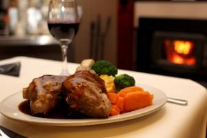 Stop off for a meal at Bredbo Inn